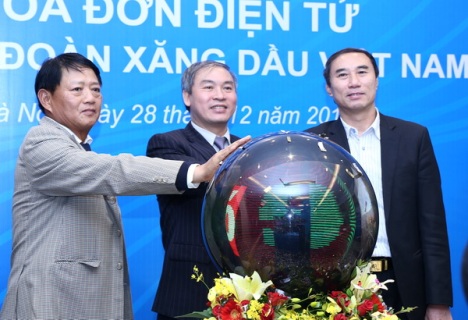 petrolimex ph&aacute;t h&agrave;nh h&oacute;a đơn điện tử