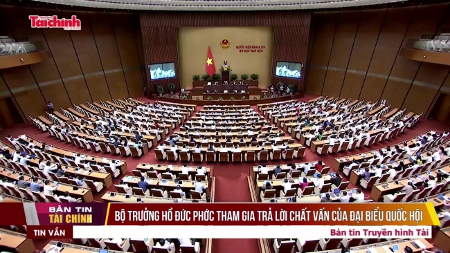 Bộ trưởng Hồ Đức Phớc tham gia trả lời chất vấn của đại biểu Quốc hội