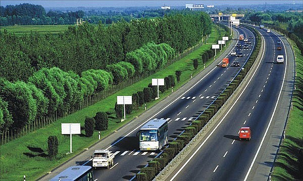 Chuyên đề: Huy động nguồn lực địa phương vào các dự án liên vùng