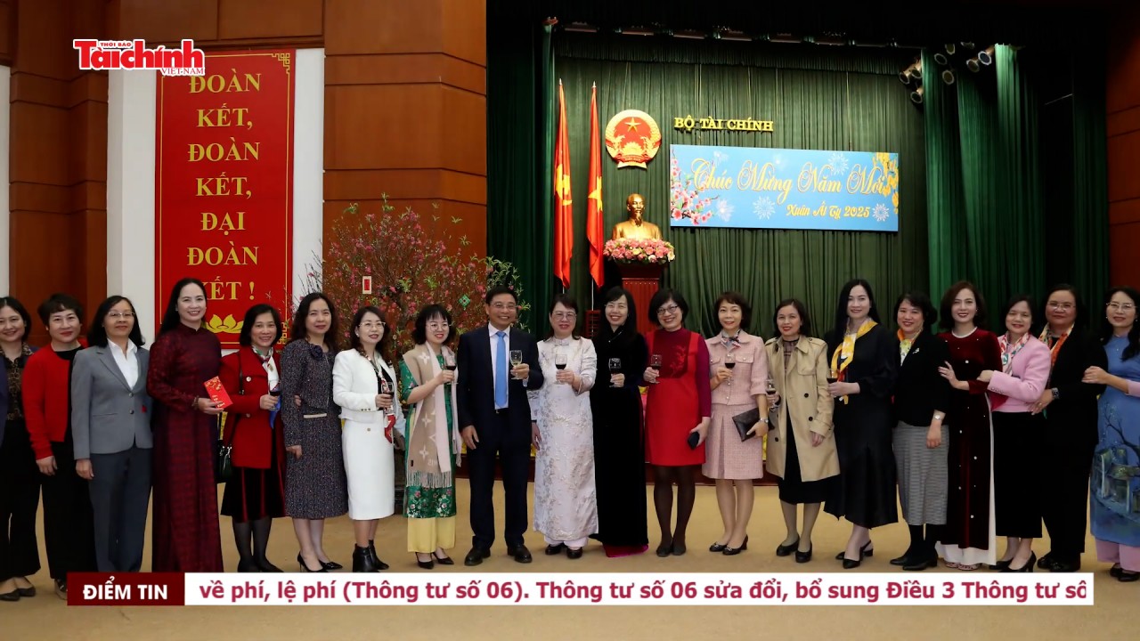 Bộ Tài chính gặp mặt đầu Xuân Ất Tỵ và Kỷ niệm 95 năm Ngày thành lập Đảng